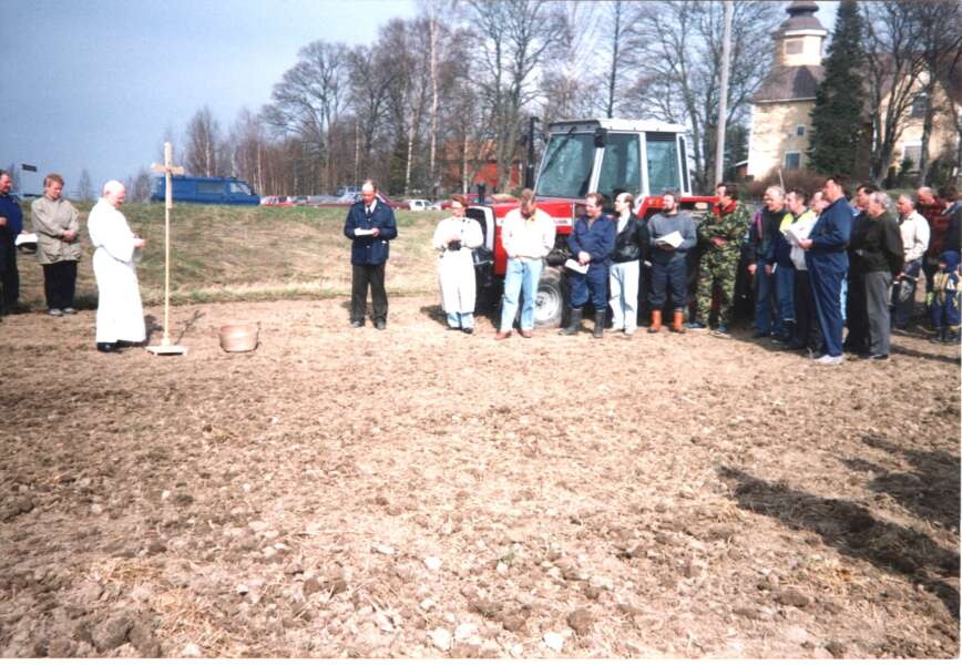 Kylvönsiunaus Tarvasjoella vuonna 1992.